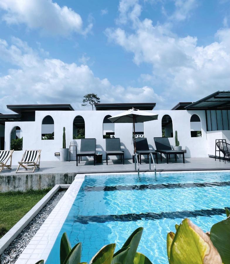 Wannachart Boutique Resort Tha Sala Екстер'єр фото